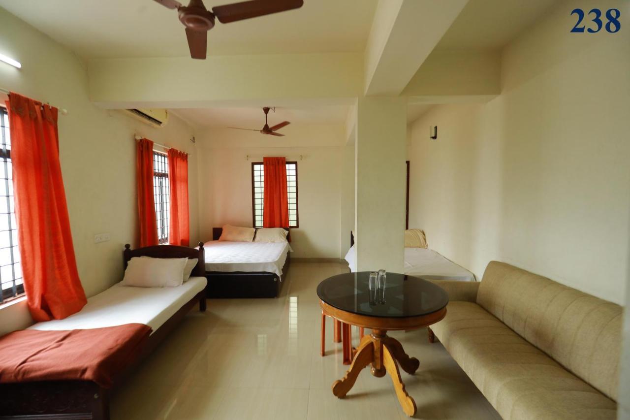 Arackal Tourist Home Tripunithura Luaran gambar